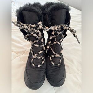 Sorel women’s snow boots